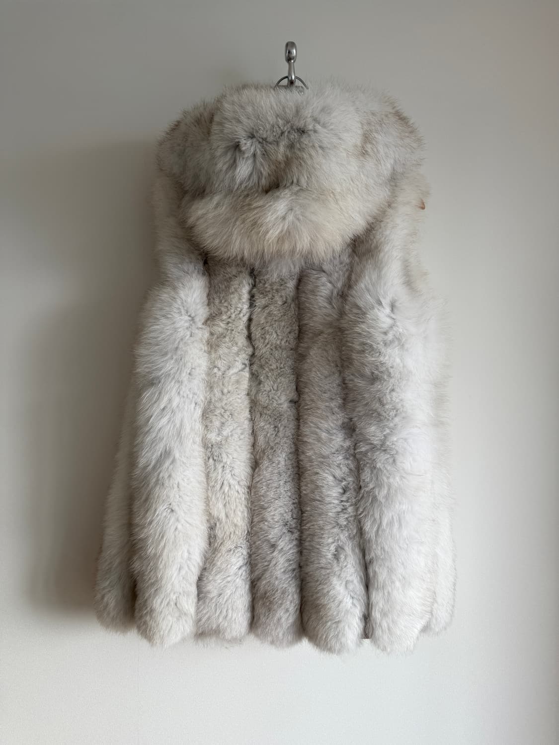 D.H fur DAEHO 리얼모피 오버 후드 베스트 상품이미지5