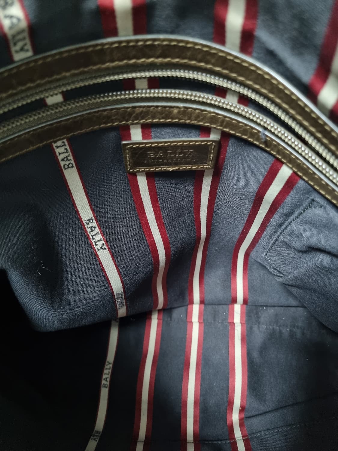 정품) 발리 메신저 백  상품이미지8