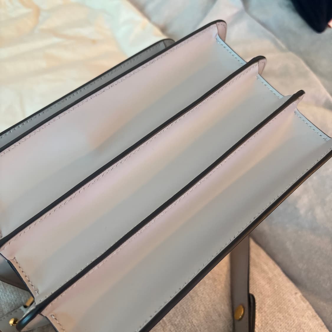 마르니 트렁크 미디움 펠리칸 상품이미지3