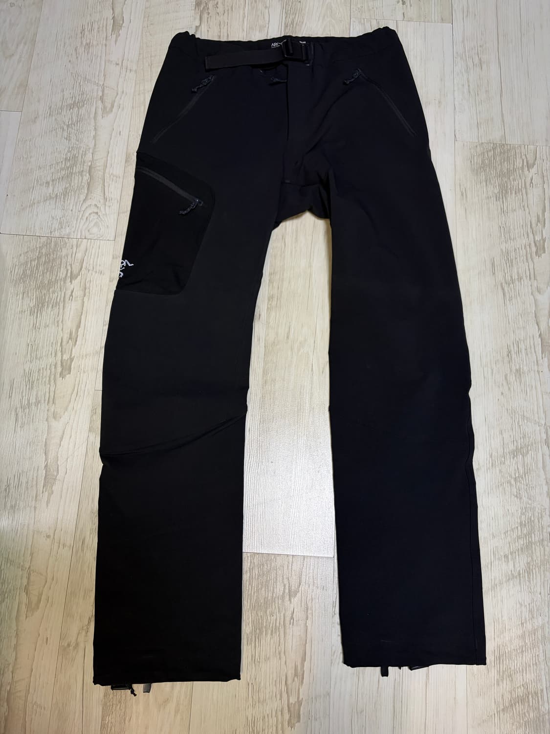 [M] 아크테릭스 감마 AR 남성 팬츠 블랙 상품이미지1