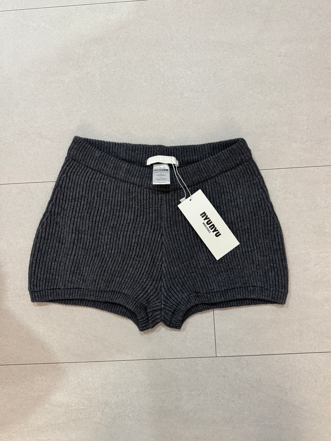 뉴뉴 니트 숏팬츠 상품이미지1