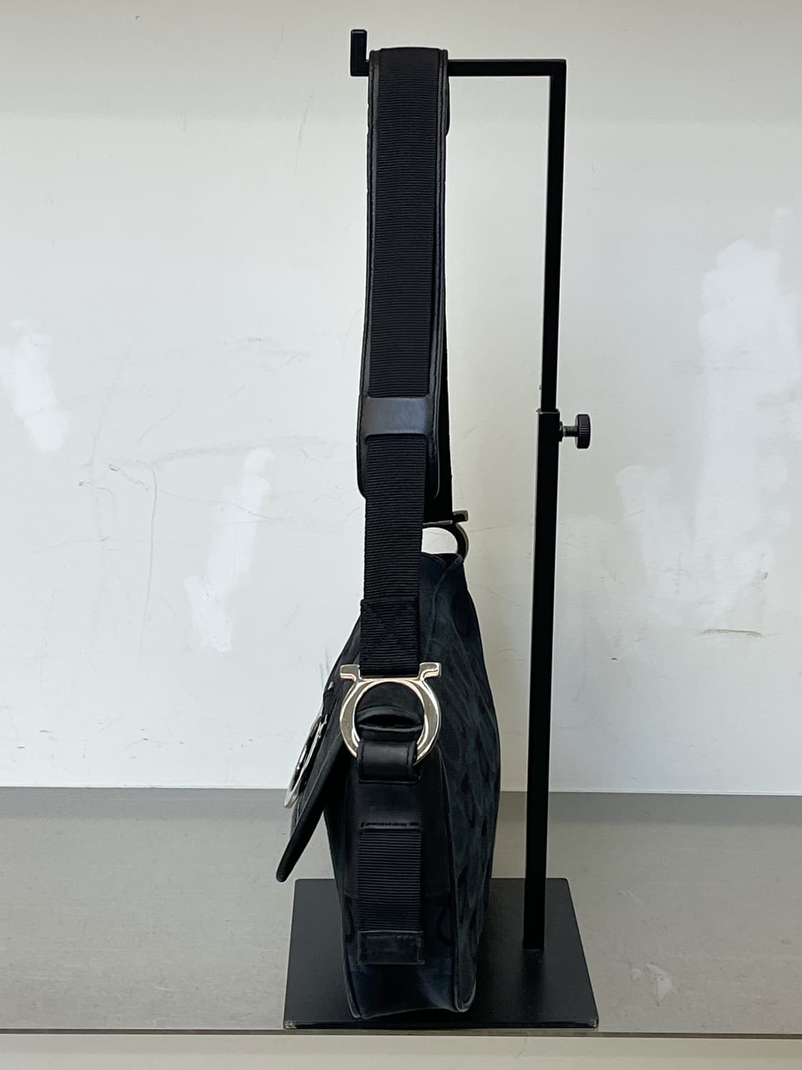 살바토레 페라가모 간치니 자카드 백 상품이미지2