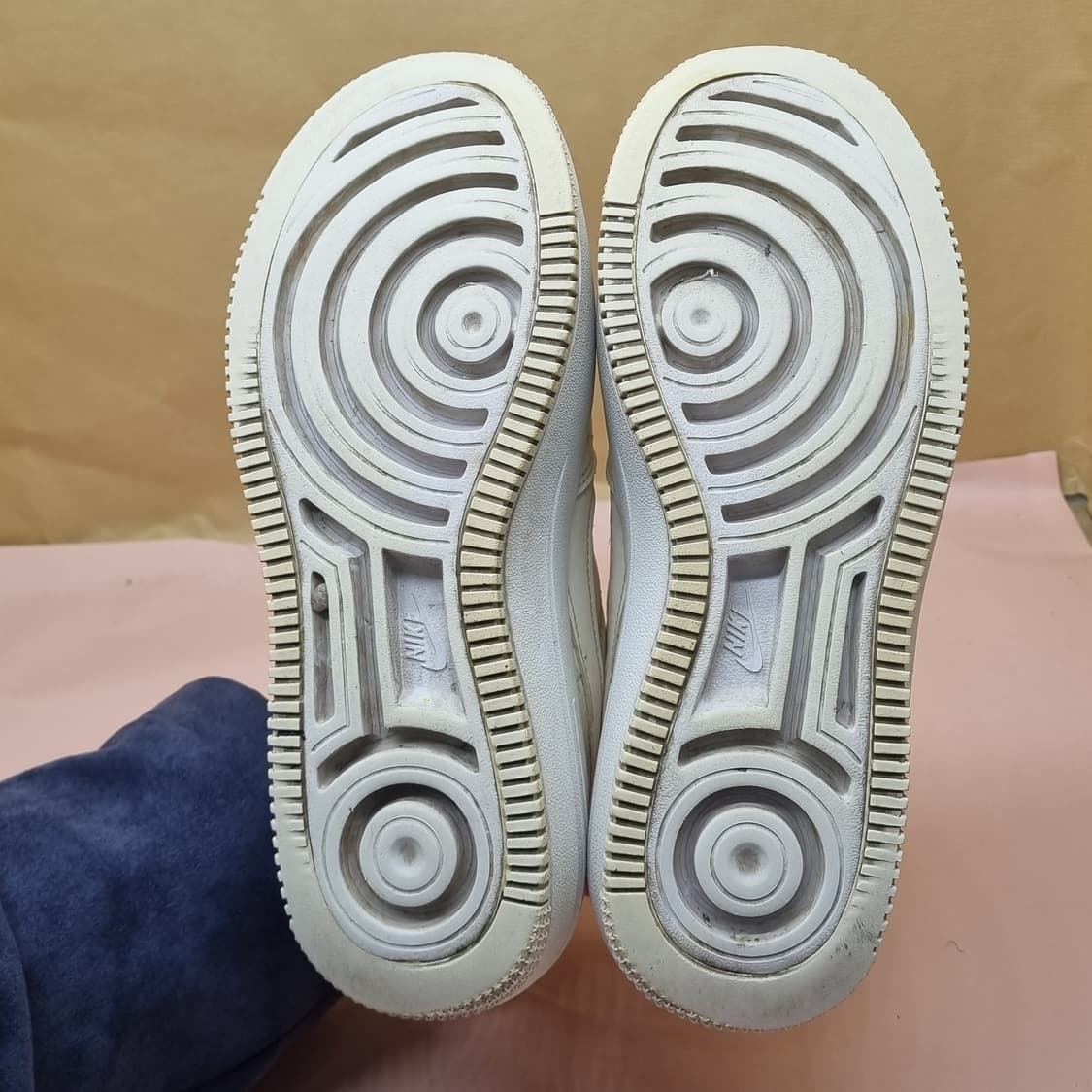 나이키 에어포스1 플랫폼 여성운동화240  상품이미지3