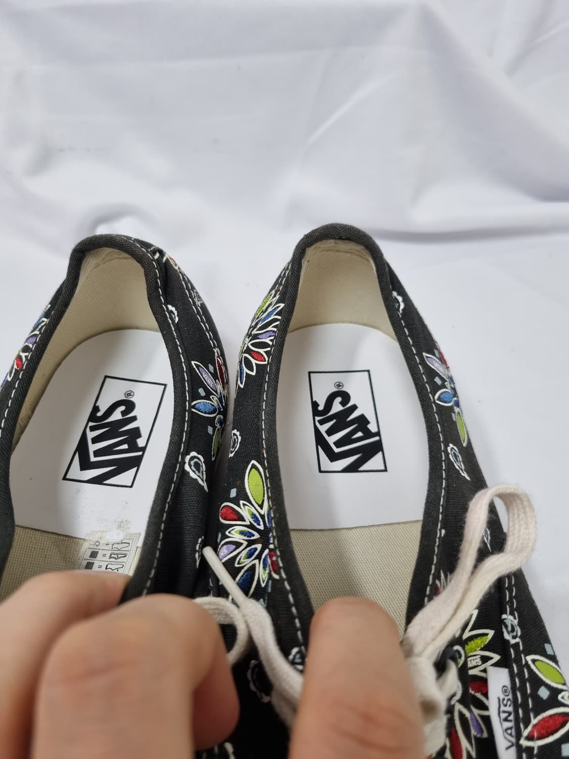 275 반스 어센틱 44 DX 애너하임 팩토리 페이즐리 블랙 상품이미지6