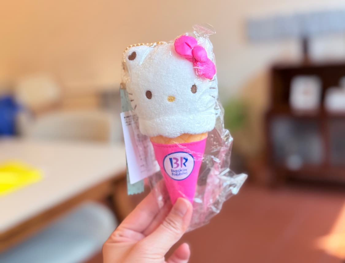 일본 헬로키티 키티짱 x 베스킨라빈스 콜라보 마스코트 키링 상품이미지7