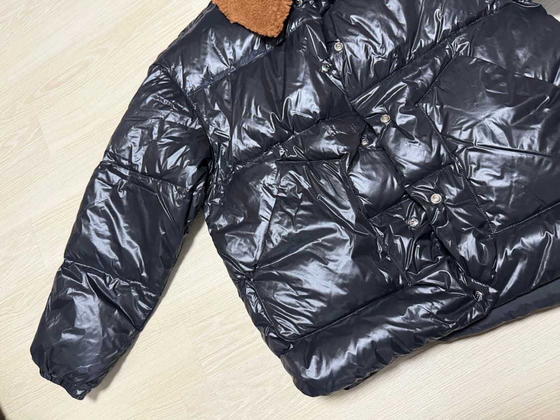 스튜디오 톰보이 블랙 카라 패딩 점퍼 상품이미지5