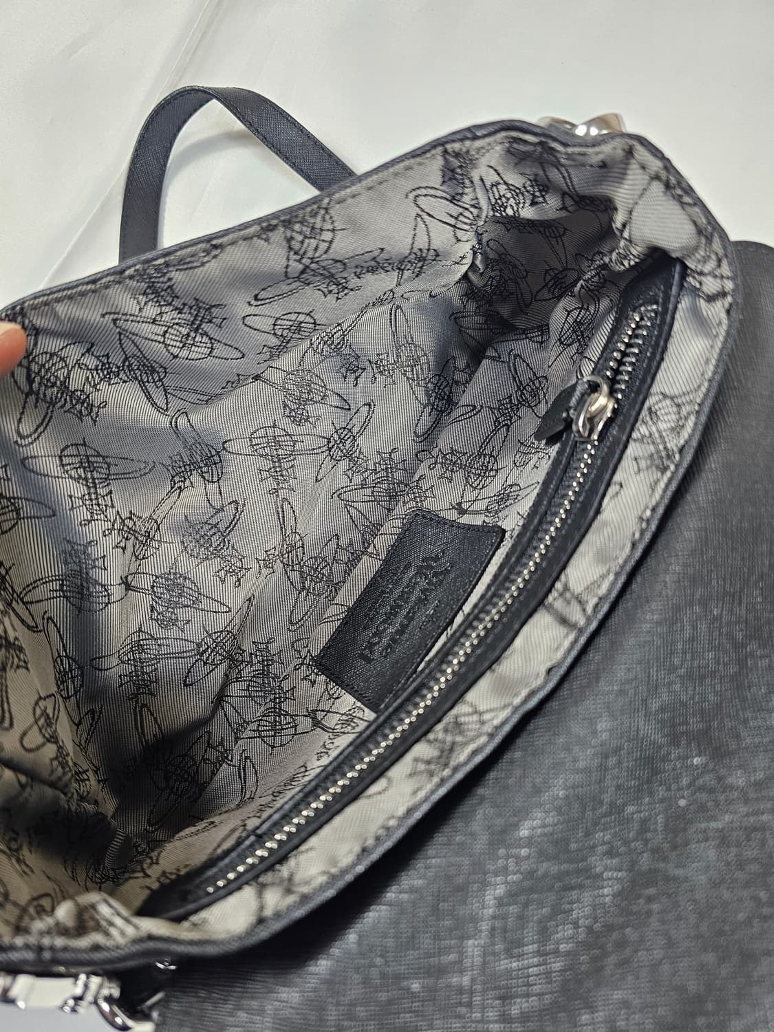 비비안웨스트우드빅토리아백 상품이미지6