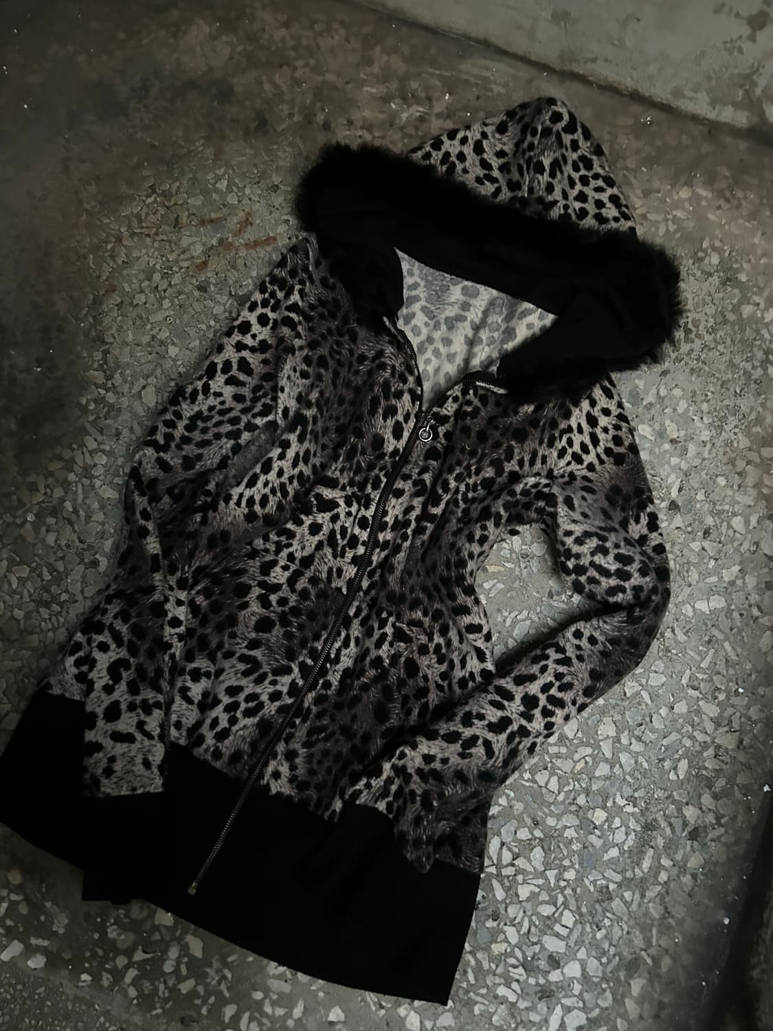 2000s VTG 레오파드 울프죠 퍼 후드집업 상품이미지3