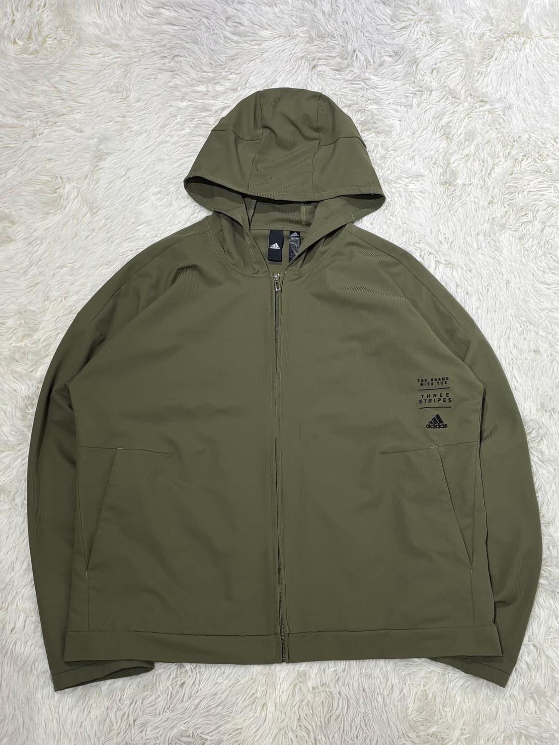 아디다스 스몰로고 카키 런닝 바람막이 상품이미지3