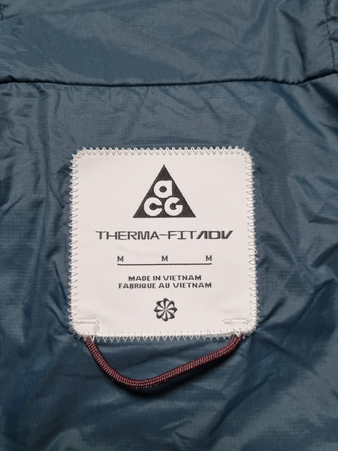 나이키 ACG 써마핏 루나레이크 패딩 상품이미지3