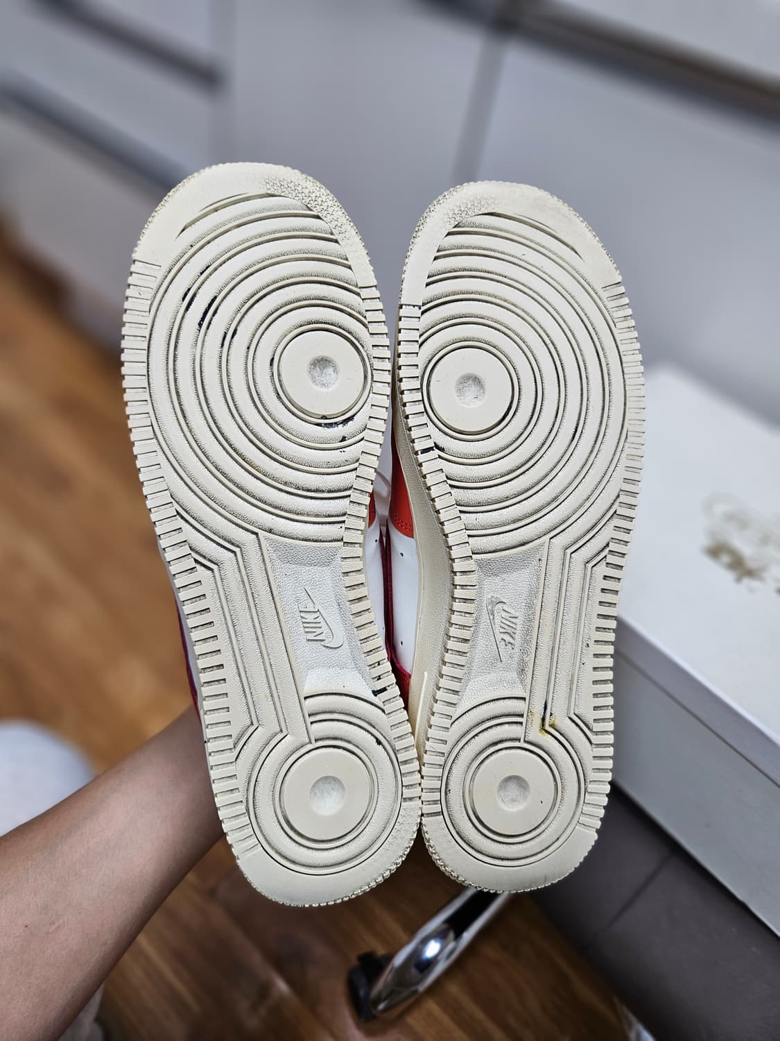 나이키 에어포스1 스니커즈 280 미리 상품이미지5