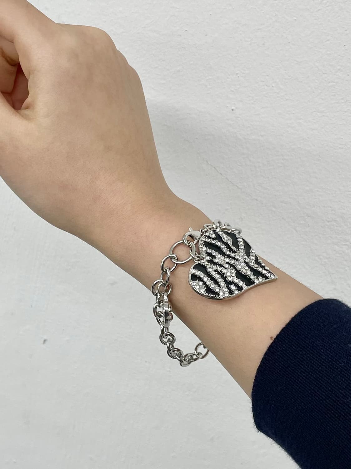 게스 갸루 하트 지브라 팔찌 상품이미지2