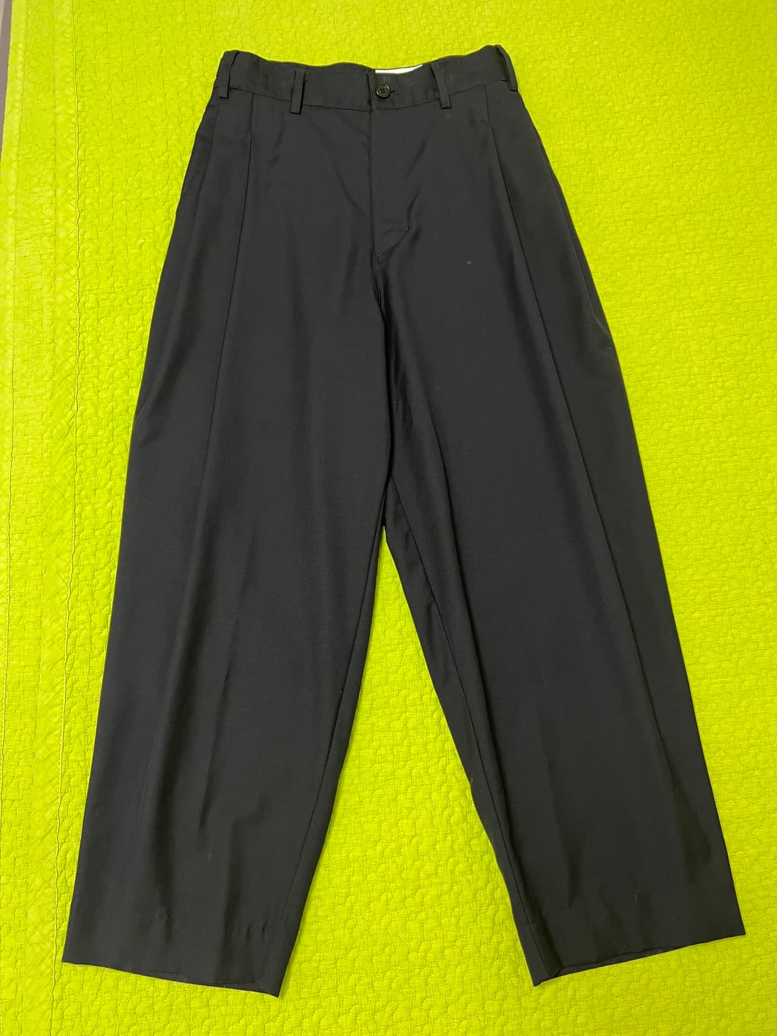 아트이프액츠 울사이드 투턱팬츠 다크네이비S 상품이미지2