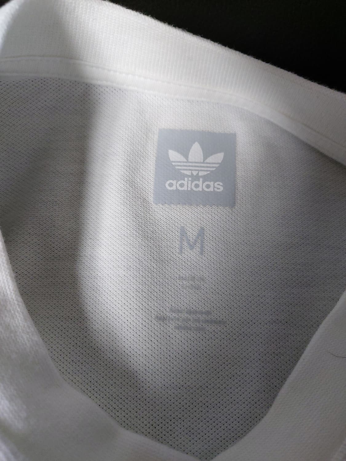 아디다스 트리파트 긴팔티(M)

 상품이미지5