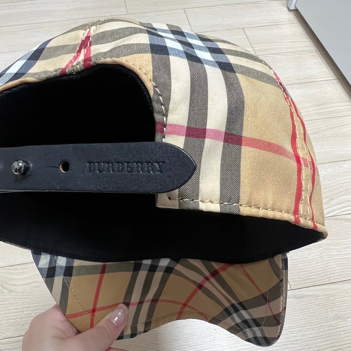 버버리 체크 볼캡 상품이미지4
