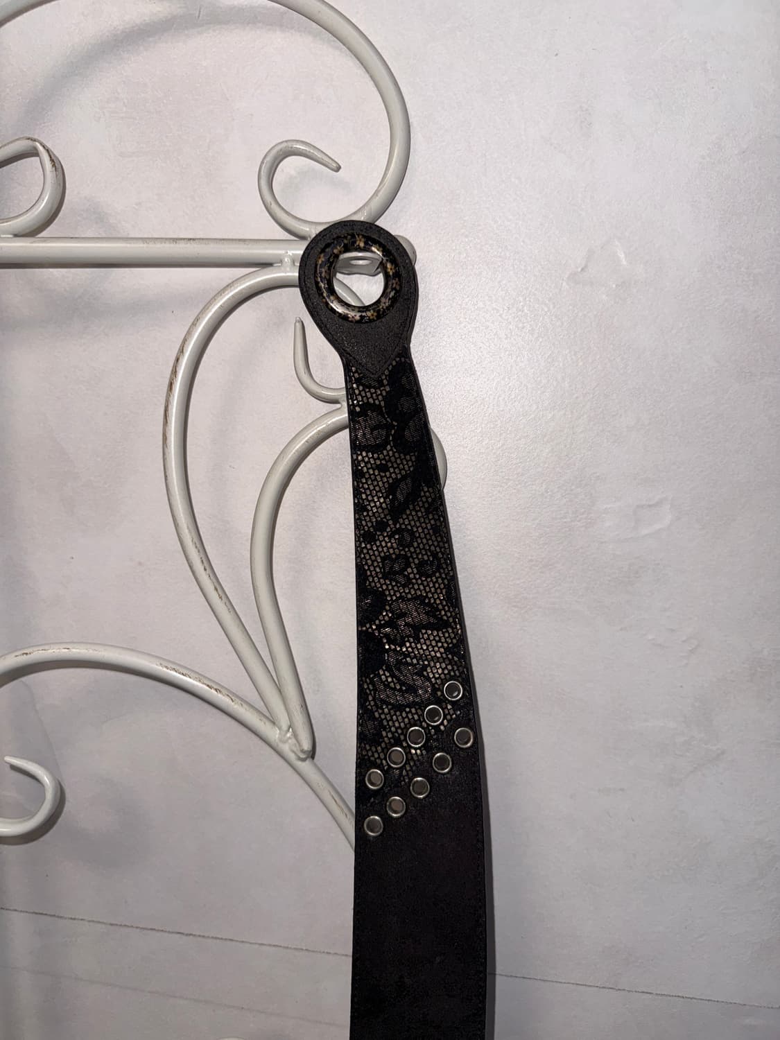 Black oriental floral suede strap belt 상품이미지4