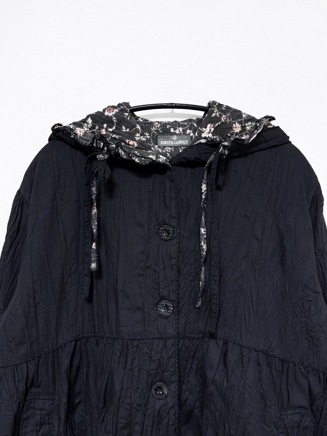 Crinkle Layered Hood Jacket – Black 상품이미지6