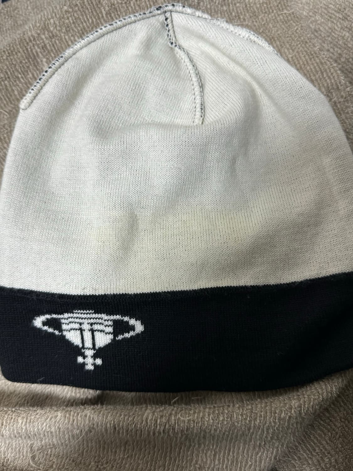 비비안웨스트우드 양면 비니 상품이미지3