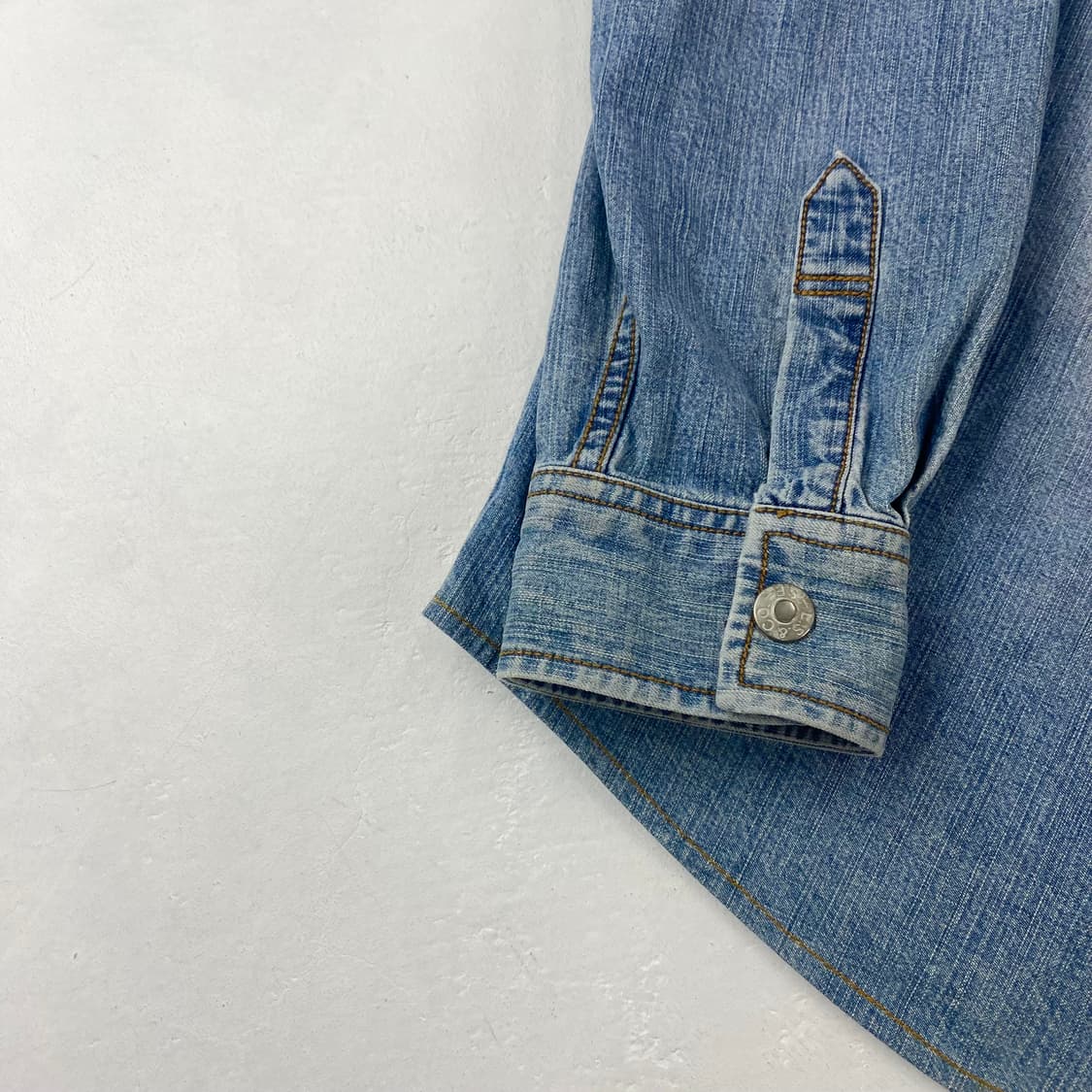 리바이스 포켓 워싱 웨스턴 셔츠 자켓 (105) 상품이미지6