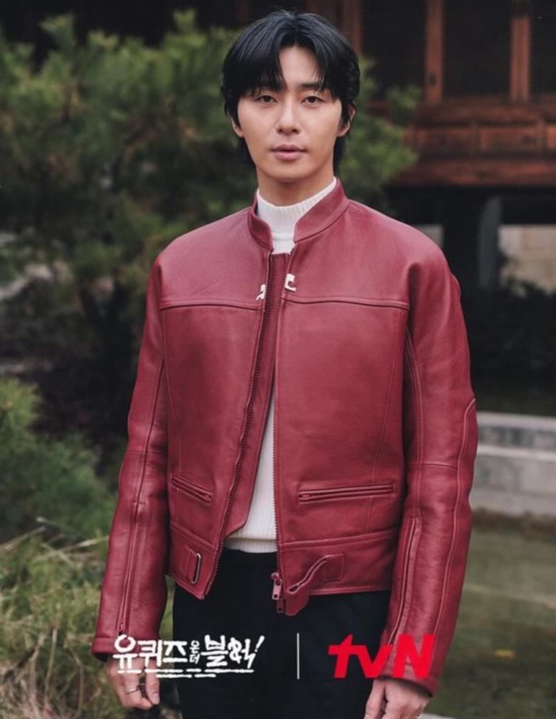 꾸레쥬 / 화이트 로고 니트 / L 상품이미지1