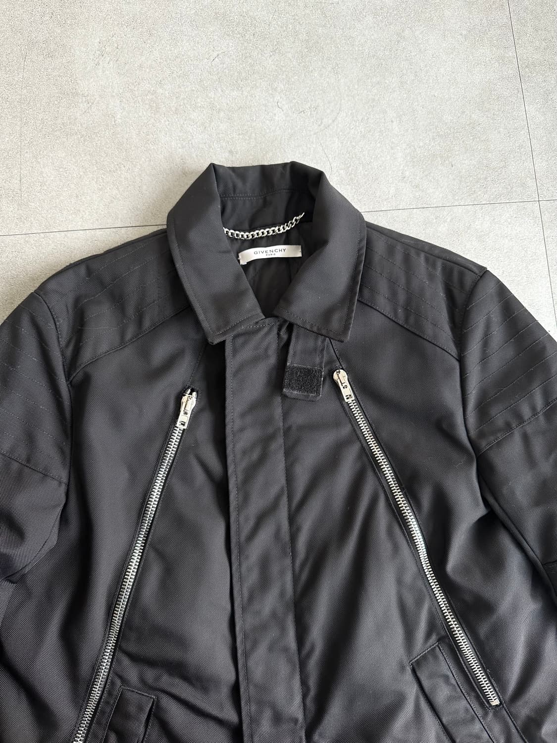 지방시 2016FW 리카르도 티시 테크니컬 자켓 상품이미지2