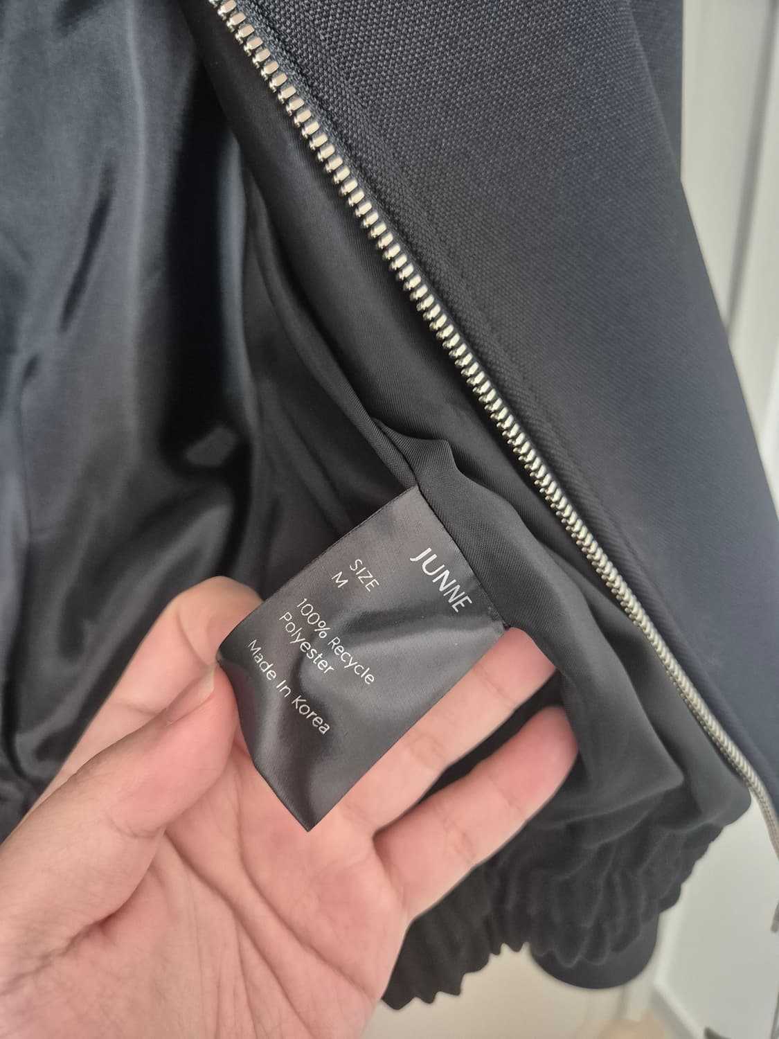 준느 j39 도비(dobby) 블랙 m사이즈 새상품 팝니다 상품이미지2