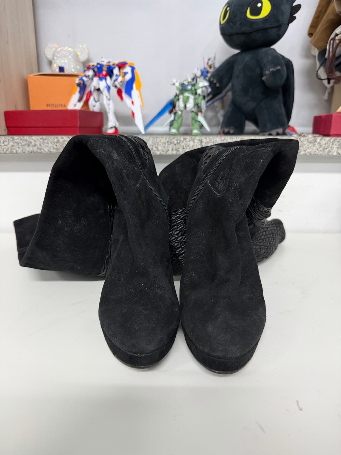 정품) 샤넬 블랙 스웨이드 롱부츠 38(250) 상품이미지1