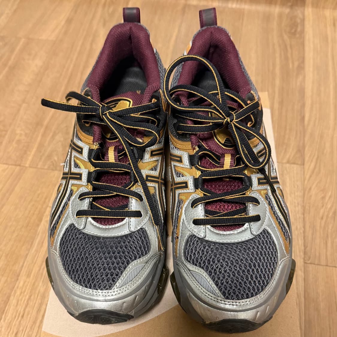 젤 퀀텀 키네틱 카본 퓨어 골드 265 상품이미지1