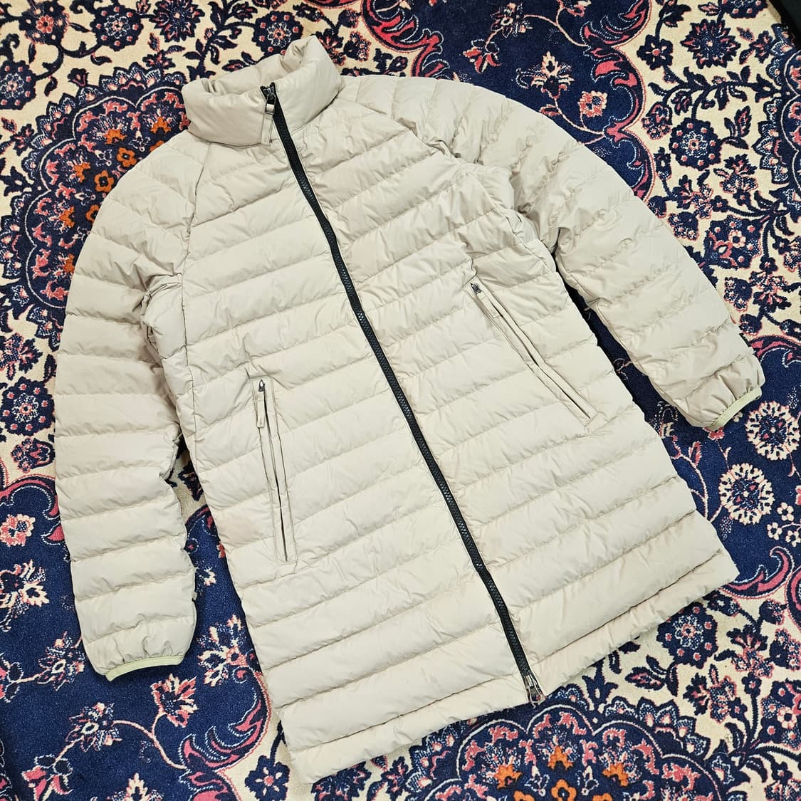 네파(Napa) 21fw 경량 덕다운 하프 패딩 90 size 상품이미지3