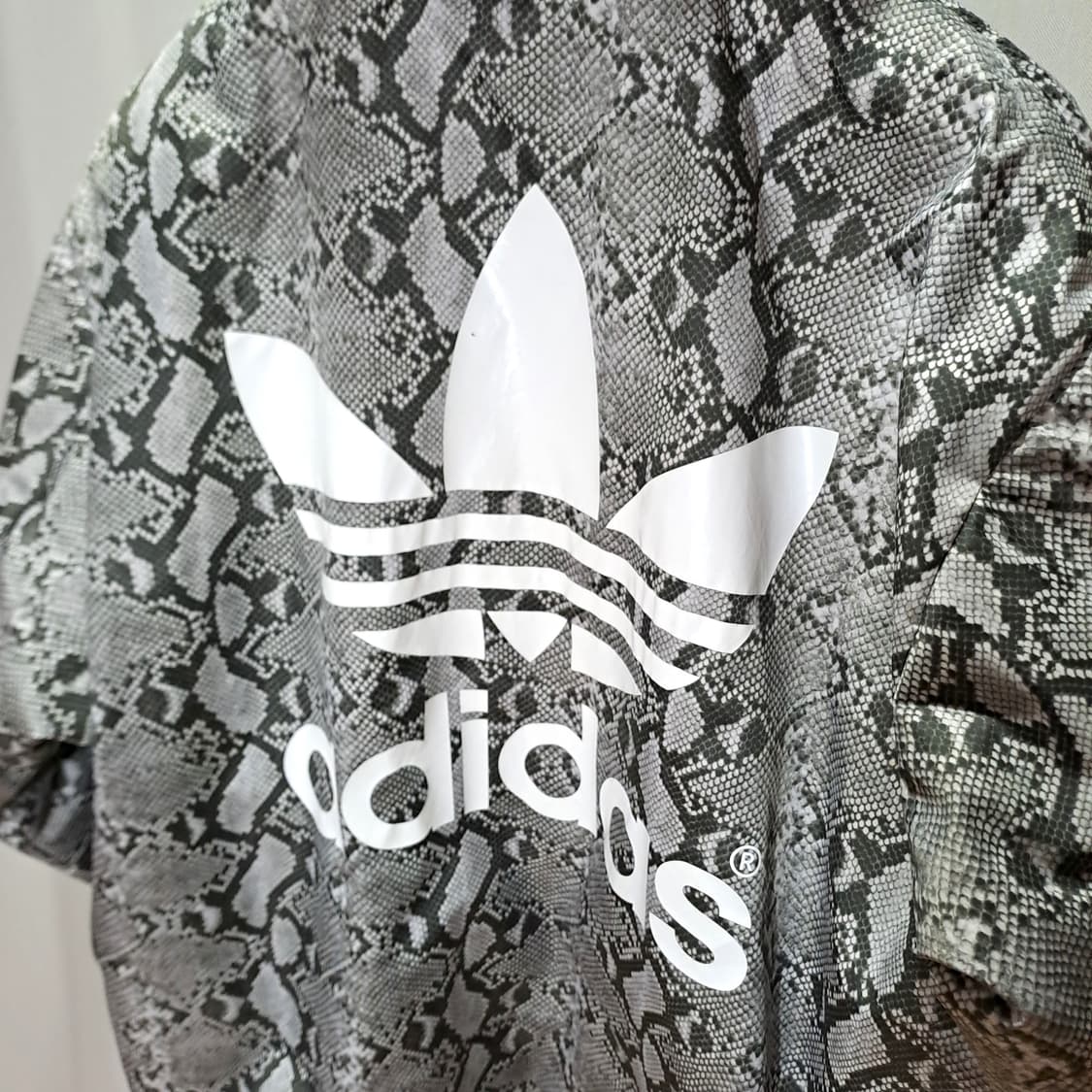 (택포) 아디다스 x Hyke python skin 후드 자켓 B538 상품이미지5