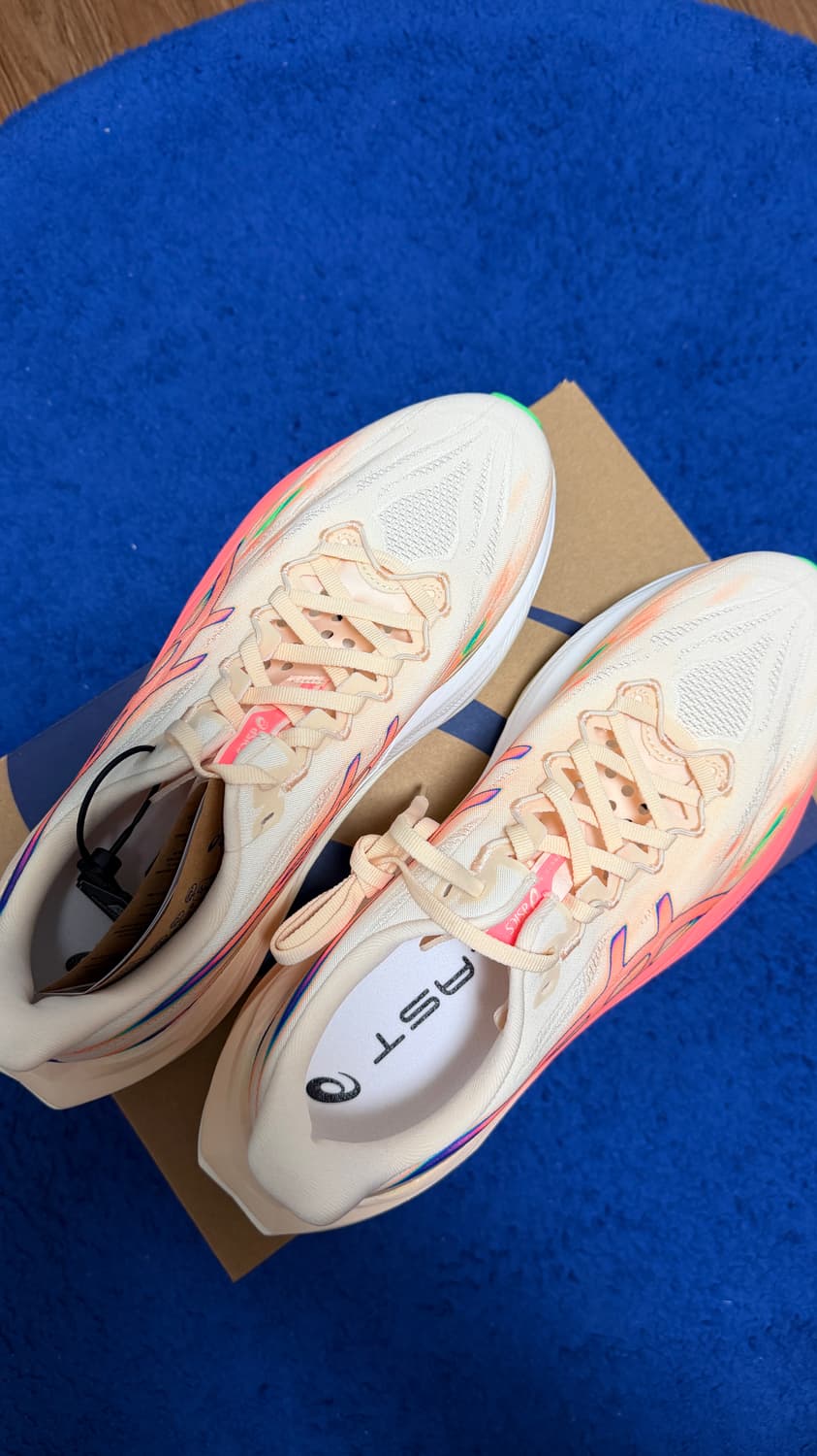 아식스 슈퍼블라스트3 275 새상품 해 상품이미지1