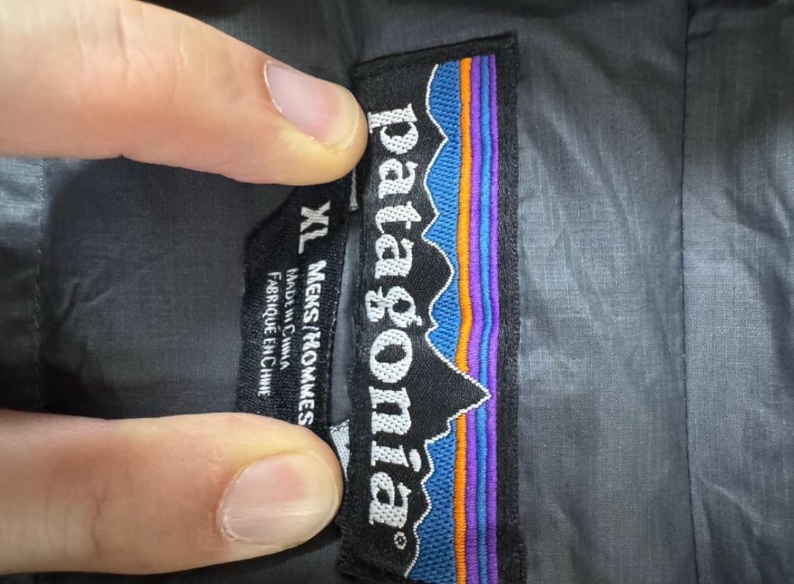 파타고니아 경량패딩 그레이 상품이미지3