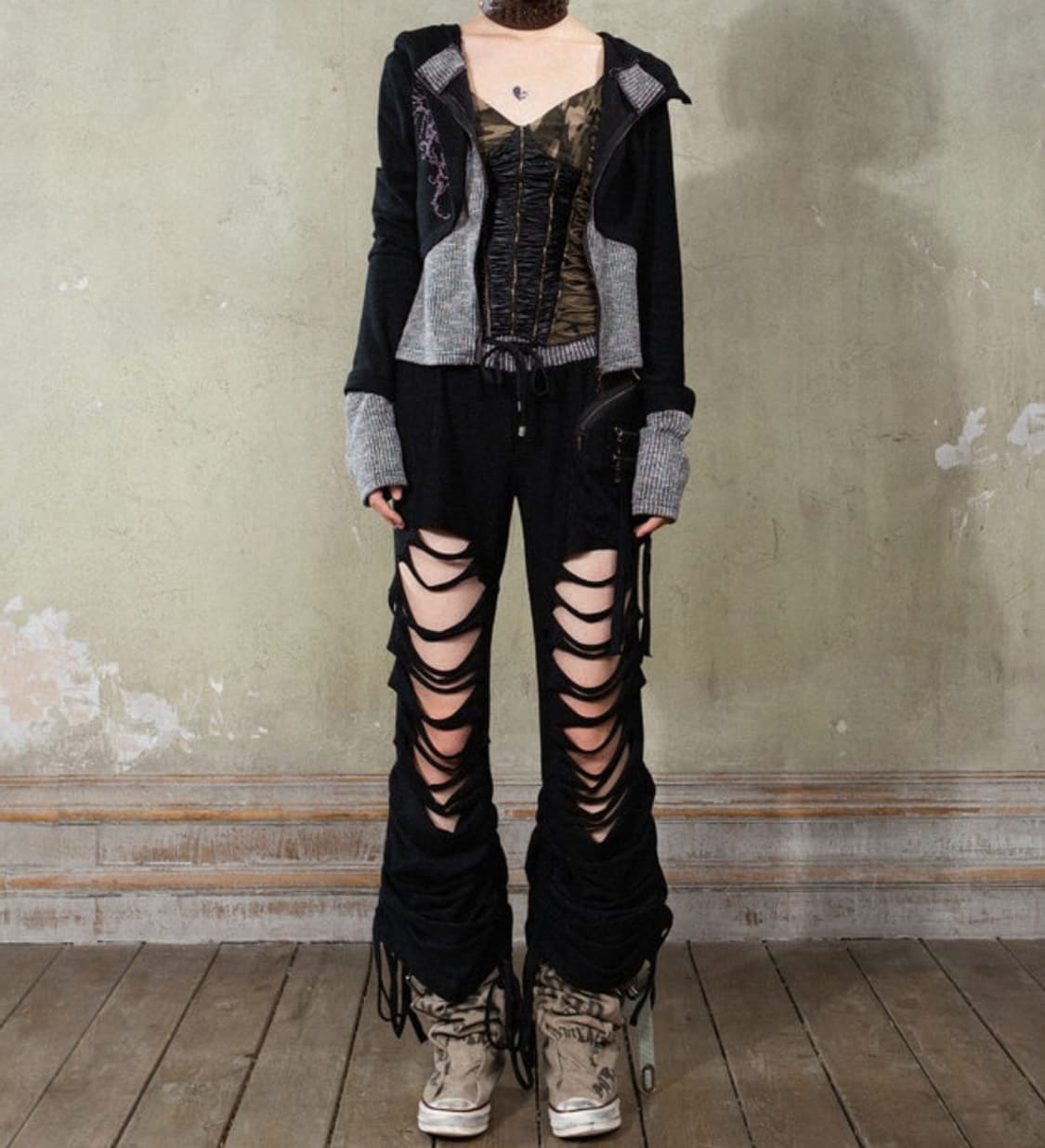 택포•ARIADNAw low-waist cut out pants 상품이미지4