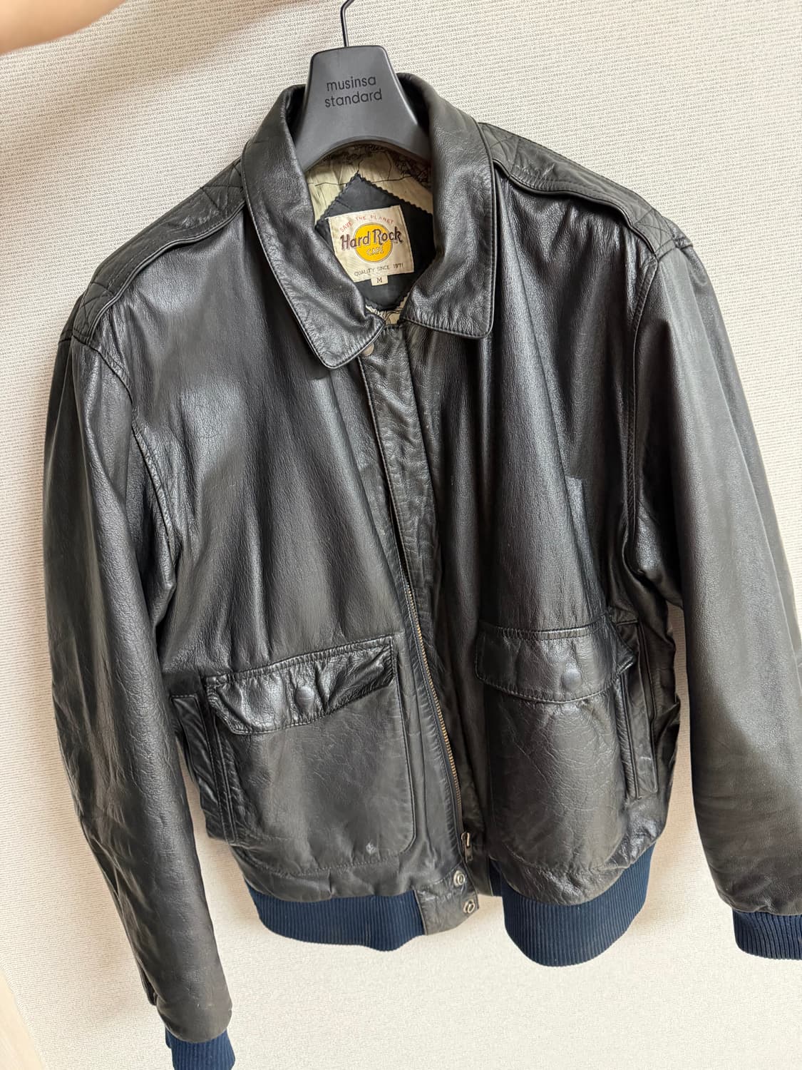 Hard Rock Cafe A-2 jaket 상품이미지2