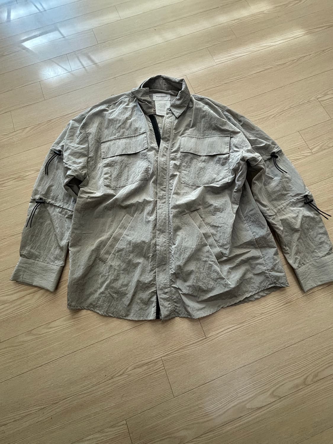 라우코하우스 바람막이 그레이 상품이미지1