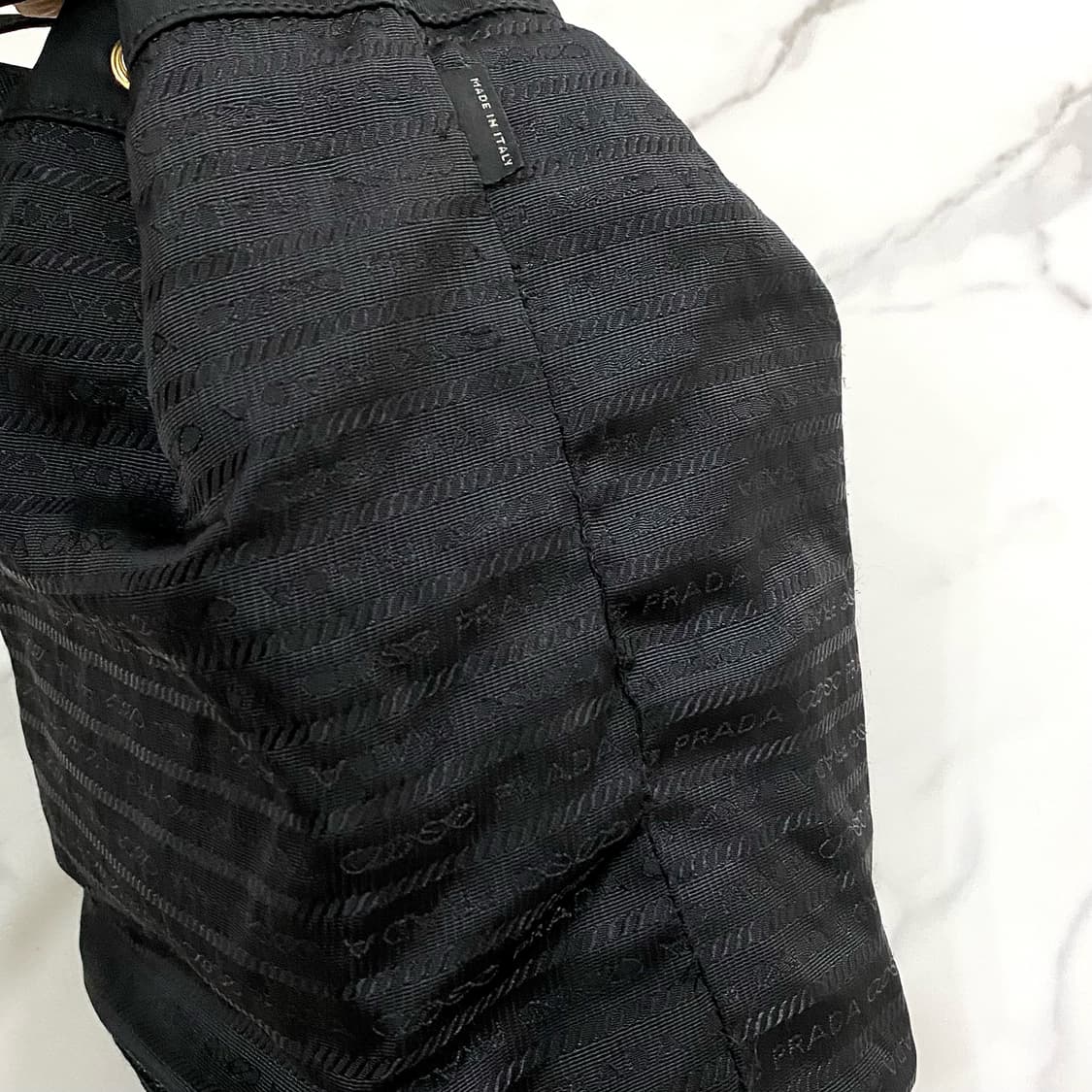 프라다 듀엣 리나일론 삼각로고 버킷백 복조리백 파우치 1BH038 상품이미지9
