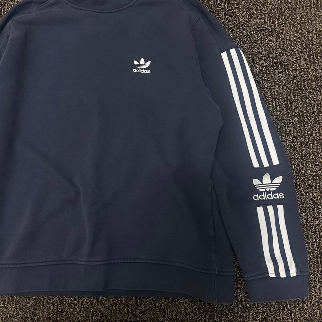 아디다스 맨투맨 L 상품이미지2