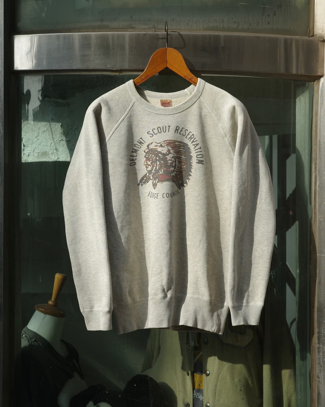 deluxe wear 치프 헤드 스웻셔츠 상품이미지1