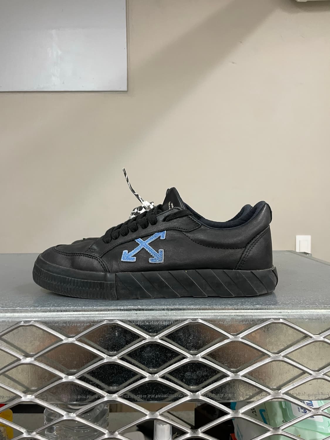 오프화이트 벌크로우 Eu42 (gr-4425) 상품이미지1