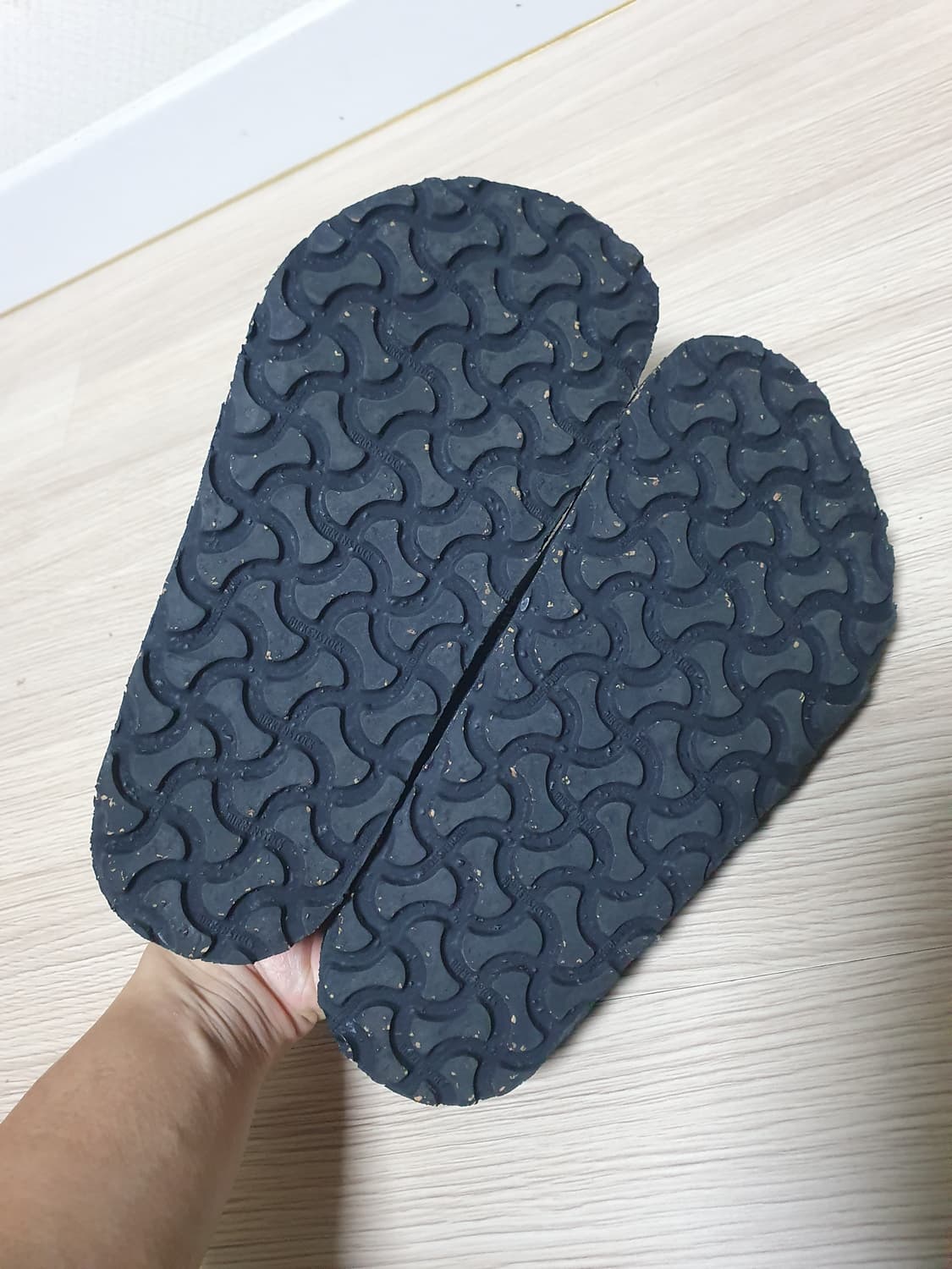 버켄스탁 루트리 스웨이드 클로그 230 상품이미지7