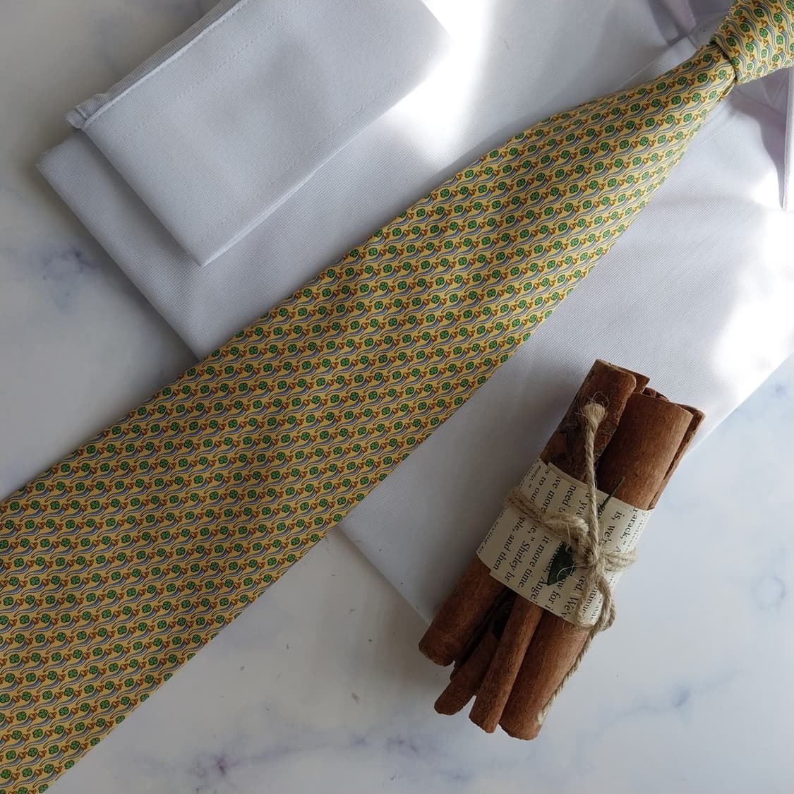 살바토레 페라가모 네잎클로버 모티브 넥타이 9.3cm A+~A등급 K25 상품이미지5