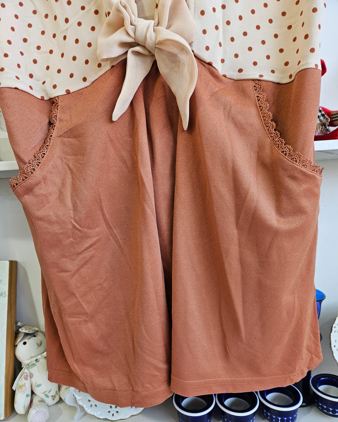 엑시즈팜(axes femme) 도트 리본 배색 원피스 상품이미지3