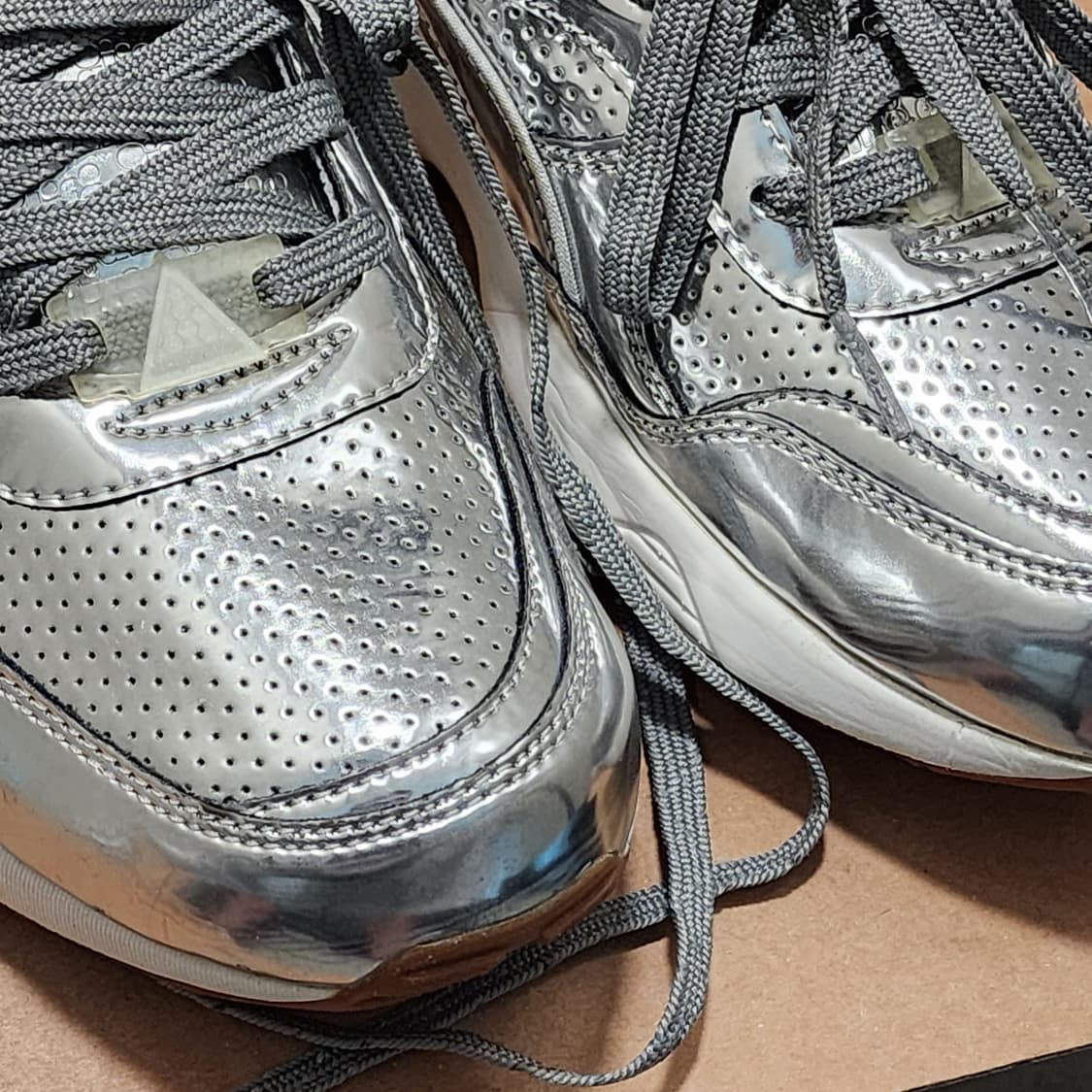 푸마 × 에이라이프 트리노믹 R698 상품이미지5