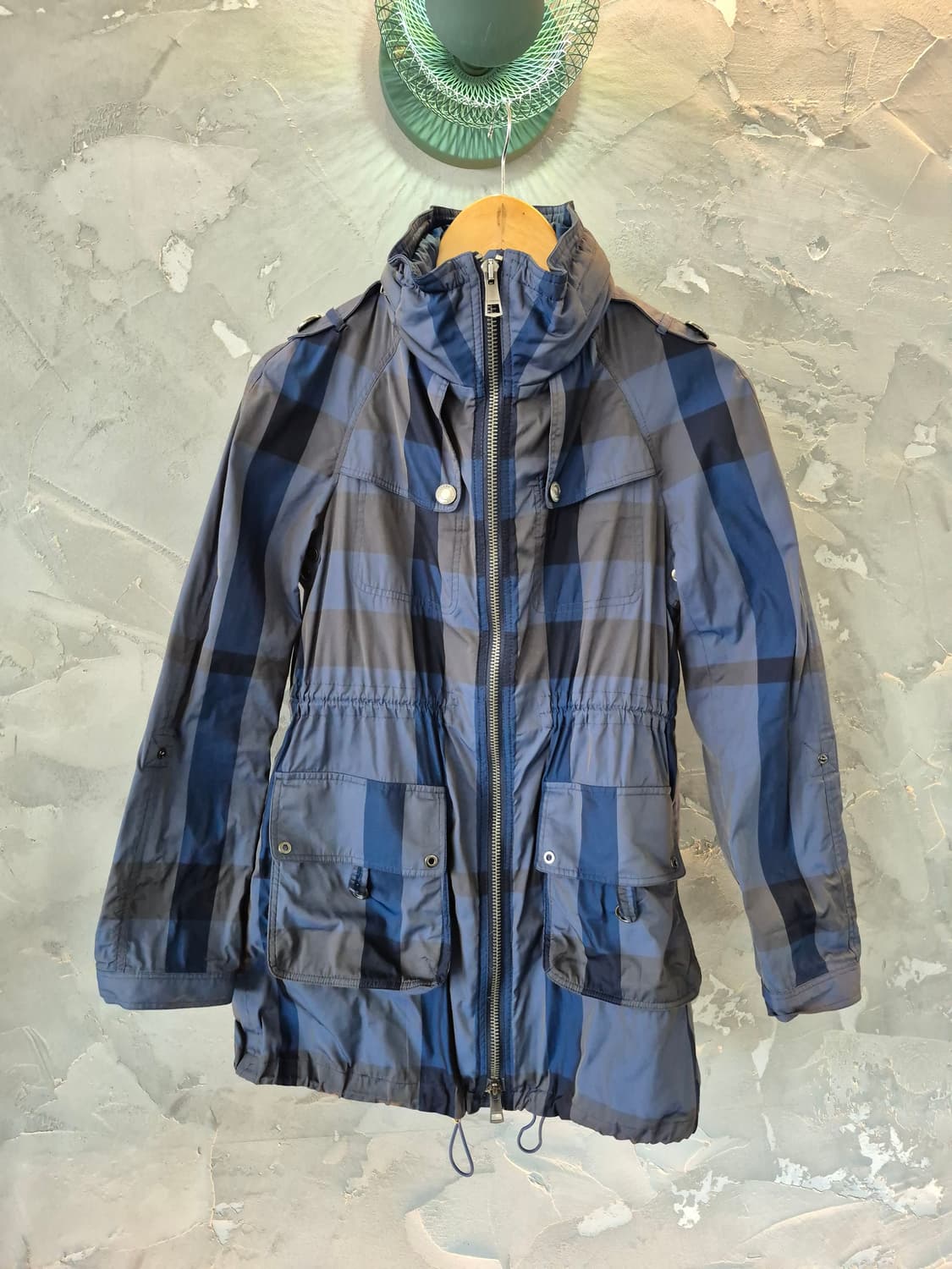 버버리 브릿 여성 체크 후드 자켓 38size 상품이미지1