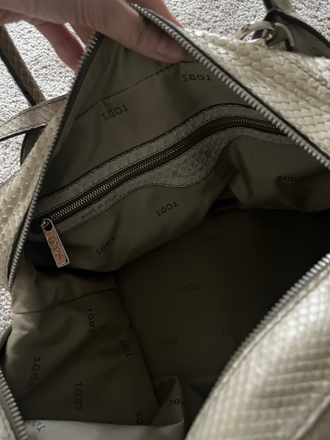 TOD’S 토즈 파이톤 백 2종 상품이미지10