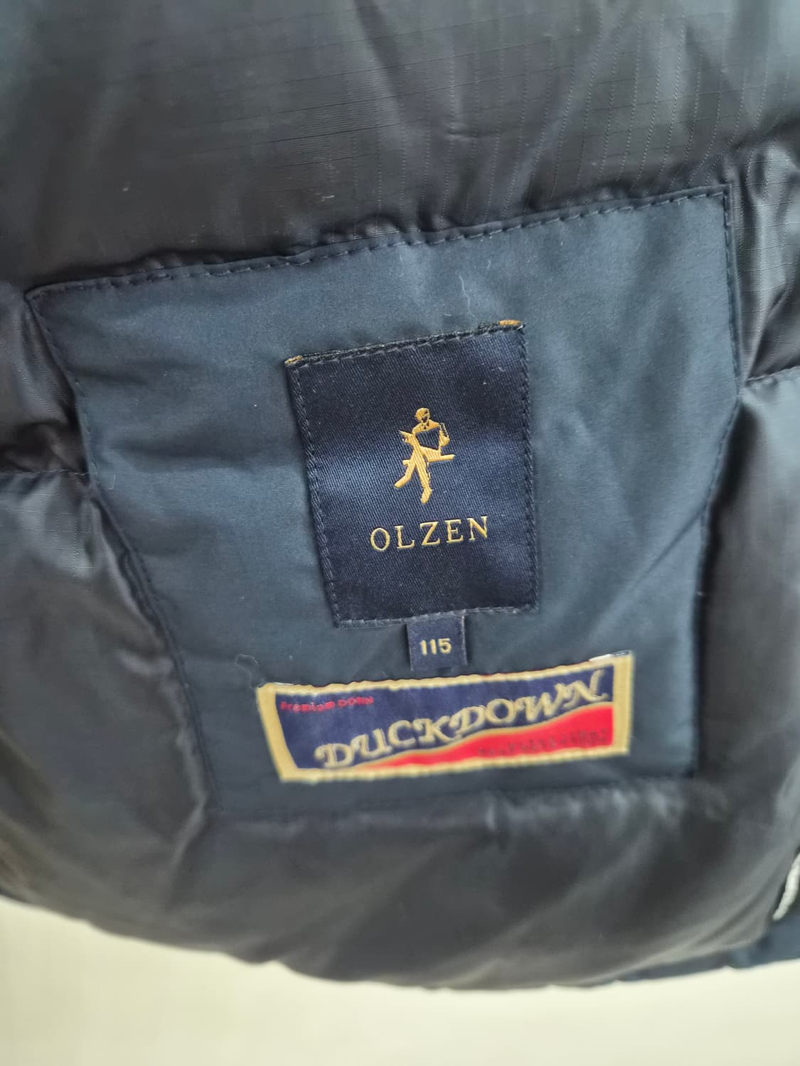 115) 올젠 테라노바 헤비 덕다운 패딩 팝니다 상품이미지4