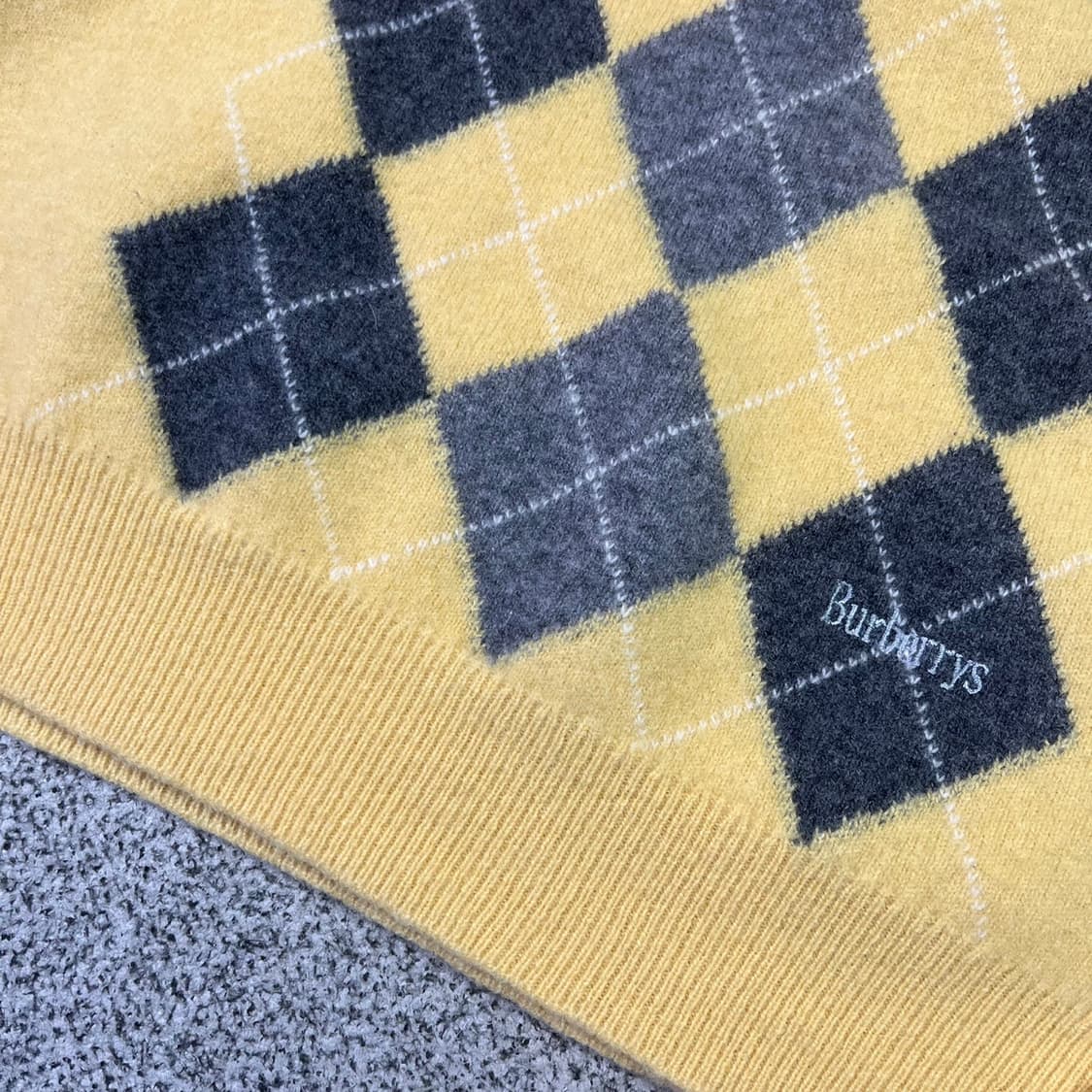 버버리 퓨어 램스울 아가일 니트  상품이미지2