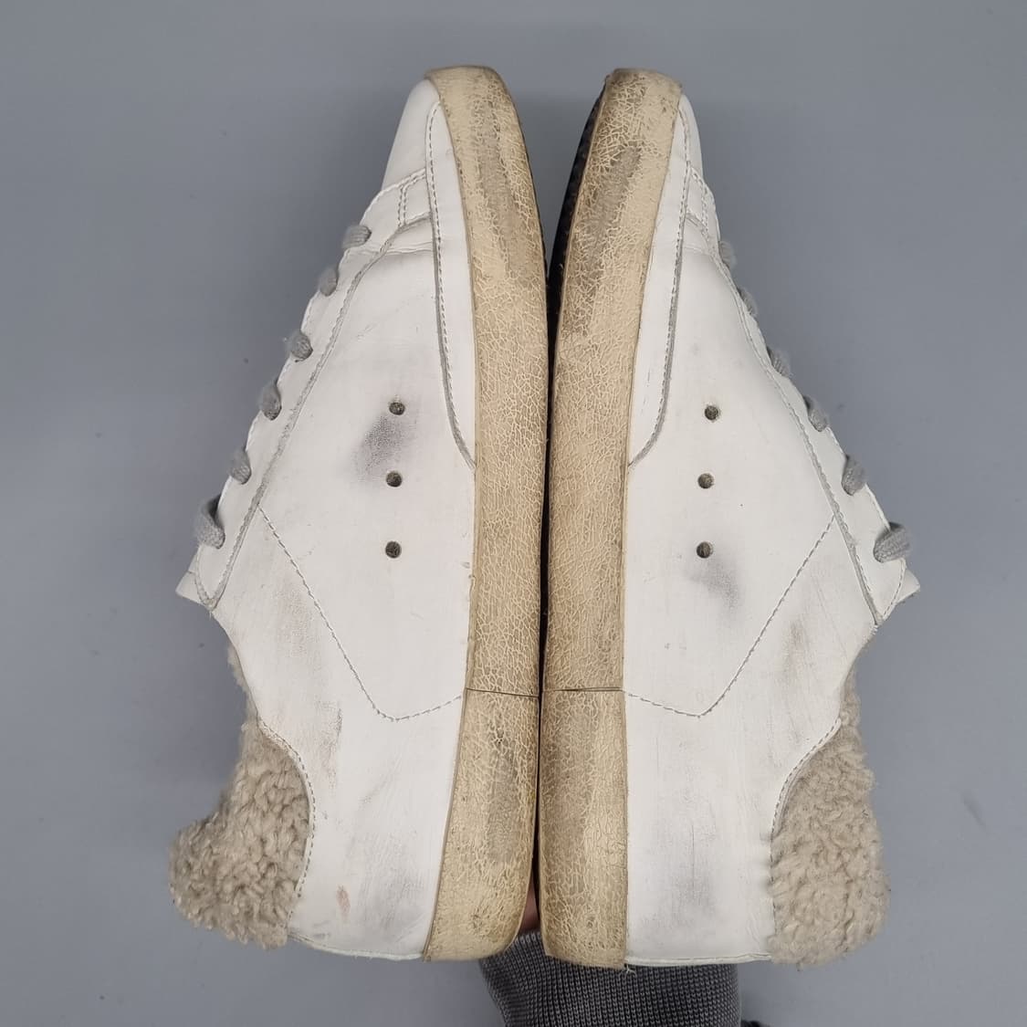 골든구스 슈퍼스타 양털 스니커즈250 상품이미지4