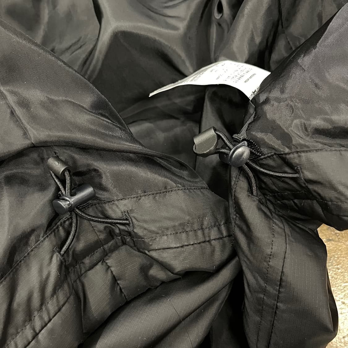 아디다스 블랙 숏패딩 상품이미지7