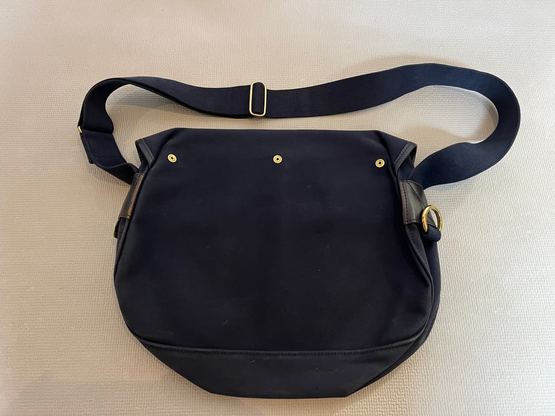 브래디백 아리엘 라지(네이비) 상품이미지2